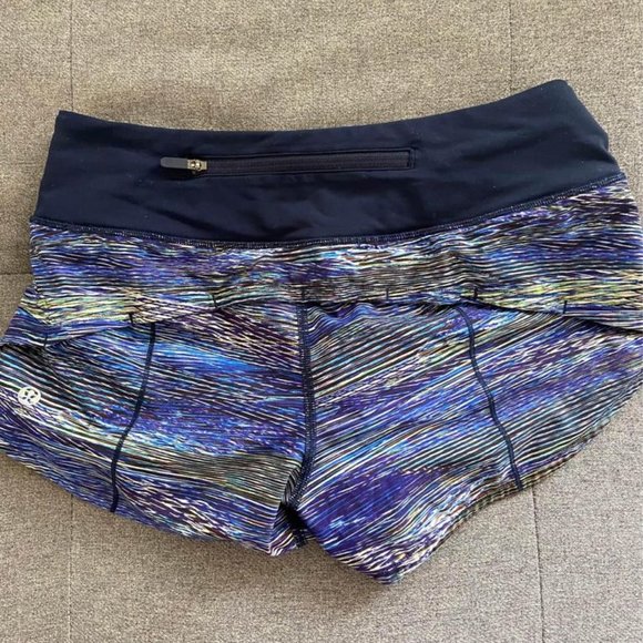 Lululemon Women's Speed Up low rise shorts SIZE 2 - Picture 2 of 6